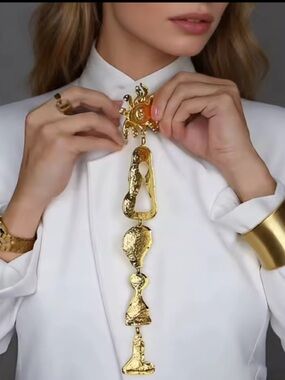 Gold  Tone Statement surrealist Geometric Eye Facial 
Brooches for Women